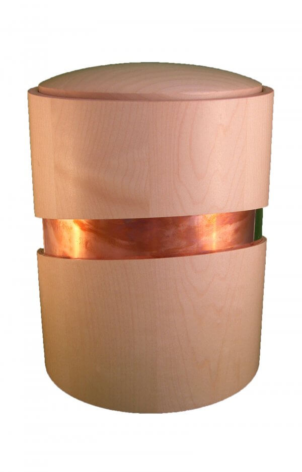 en HB3103 wooden funeral urn with metal decoration