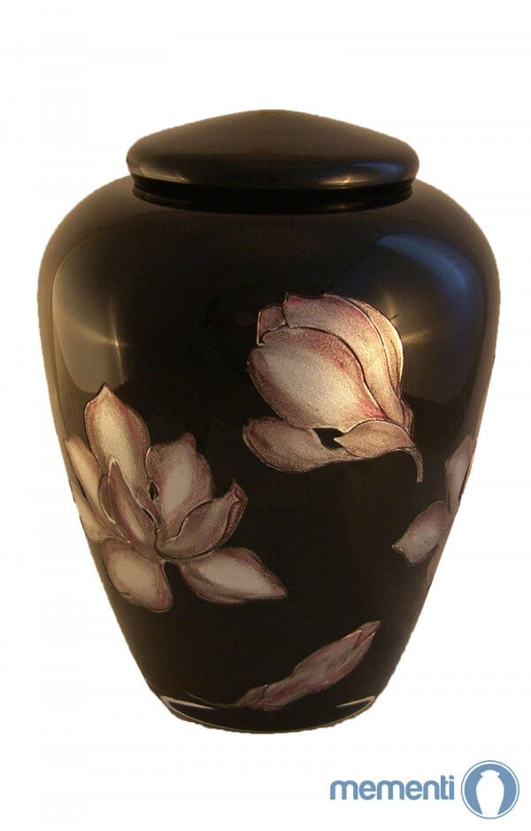 en G01 jet black floral glass urn