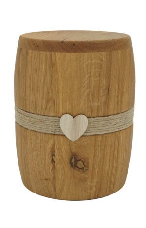 Wild Oak Wooden Urn with heart